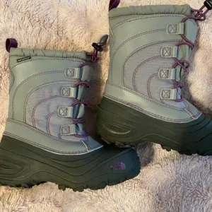The  North Face Snow boots