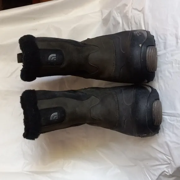 The North Face Women's Size 11 Primaloft Insulated Waterproof Winter Boots