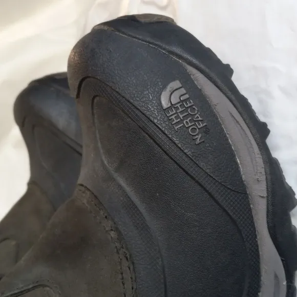 The North Face Women's Size 11 Primaloft Insulated Waterproof Winter Boots
