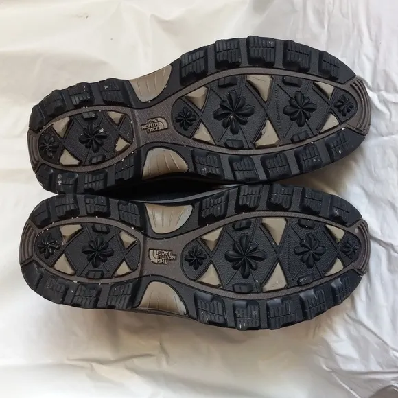The North Face Women's Size 11 Primaloft Insulated Waterproof Winter Boots