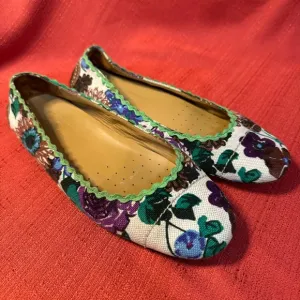 The Original Car Shoe Floral Ballet Flats, EUC
