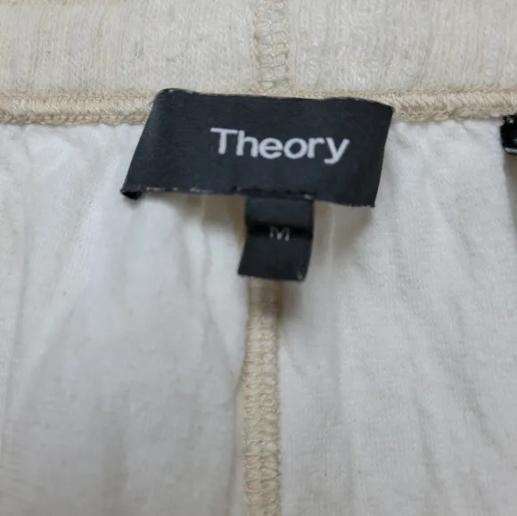 Theory Linen Blend Oatmeal Summer Shorts Size M Lightweight &amp; Chic