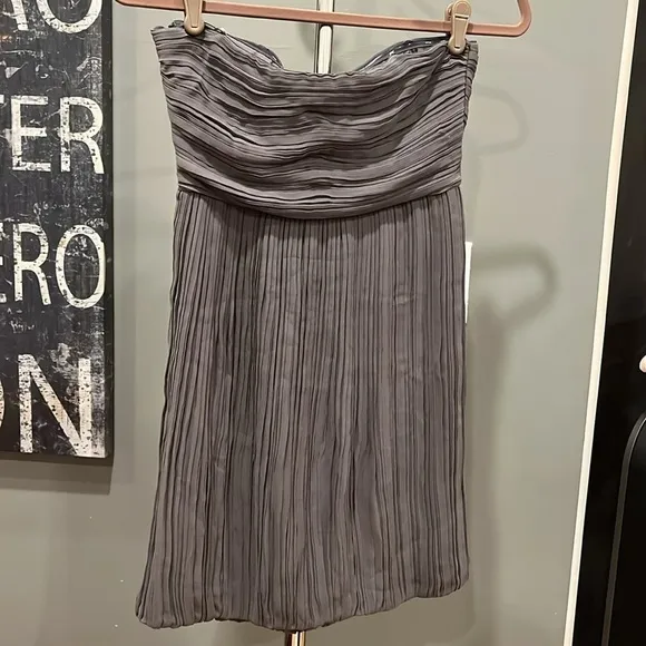 Theory silk pleated bubble hem strapless dress gray 4