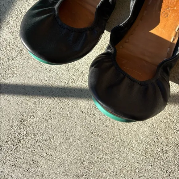 TIEKS AUTHENTIC LEATHER BALLET FLATS