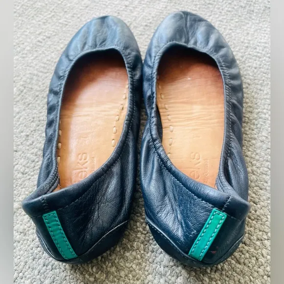 TIEKS BY GAVRIELI Navy Blue Ballet Flats With Turquoise Sole &amp; Accent
