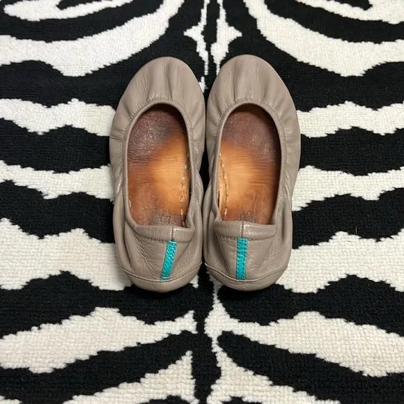 Tieks by Gavrieli Women’s Taupe Ballet Flats Full-grain Italian Leather Size 7