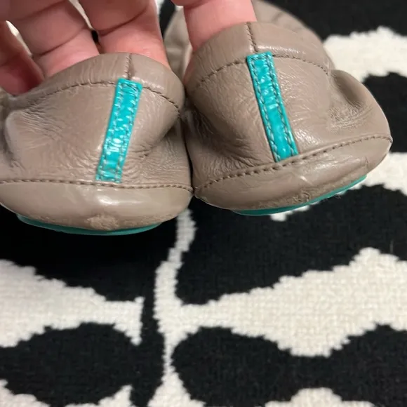Tieks by Gavrieli Women’s Taupe Ballet Flats Full-grain Italian Leather Size 7
