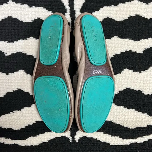 Tieks by Gavrieli Women’s Taupe Ballet Flats Full-grain Italian Leather Size 7