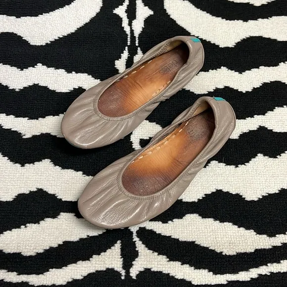 Tieks by Gavrieli Women’s Taupe Ballet Flats Full-grain Italian Leather Size 7