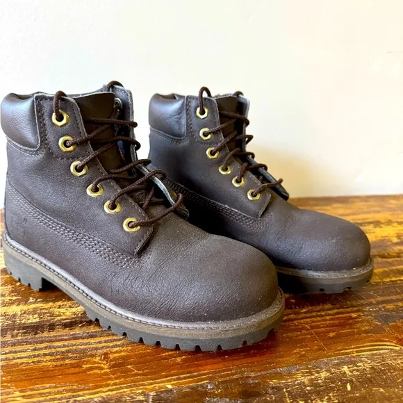 Timberland Boys Boots size 1 in brown