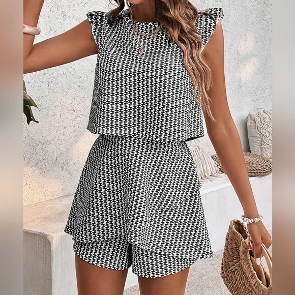Timeless Tones Shorts Set - Black