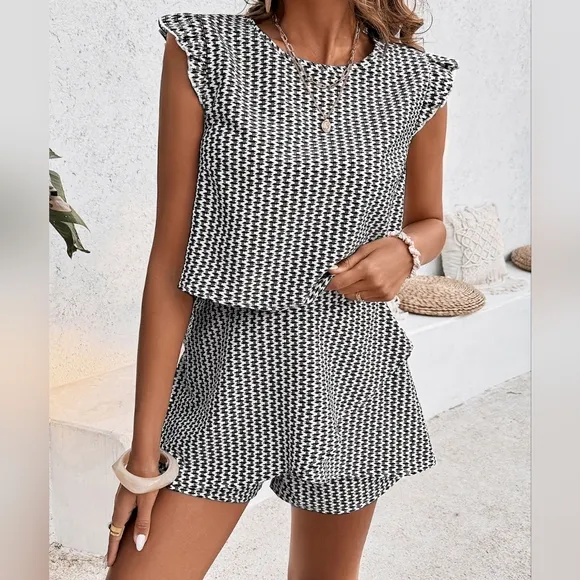Timeless Tones Shorts Set - Black