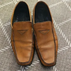 To Boot Brown Leather Slip-On Loafers