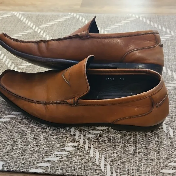 To Boot Brown Leather Slip-On Loafers