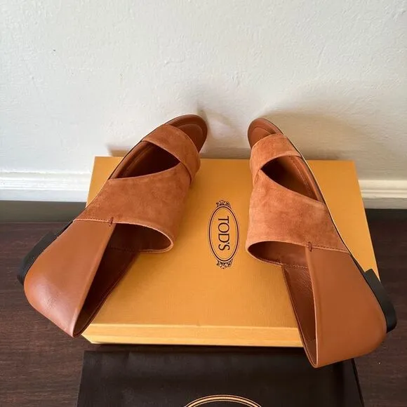 Tod's soft  leather upper/leather lining stylish flat sandal size EU37 /US7