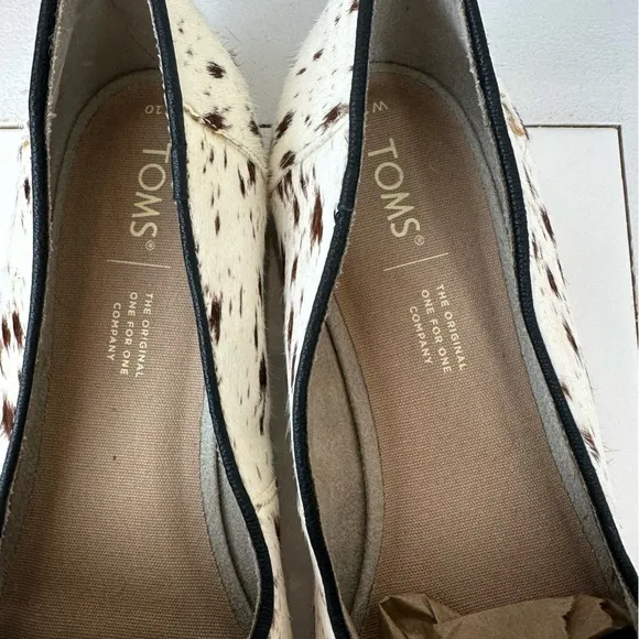 TOMS Darcy Slip On Brown Birch Spotted Cow Hair Women’s Size 10 Loafers New