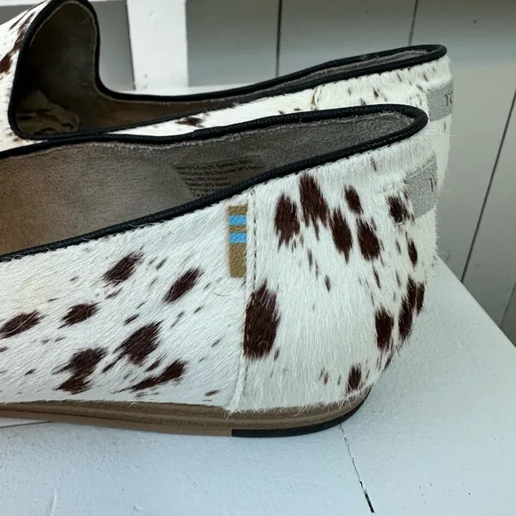 TOMS Darcy Slip On Brown Birch Spotted Cow Hair Women’s Size 10 Loafers New