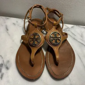 Tori Burch Leticia strappy sandals thongs women’s sz 6.5 gold logo