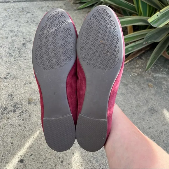 Tory Burch Allie Logo Ballet Flat Shoe Burgundy Borscht Suede Women’s Size 9