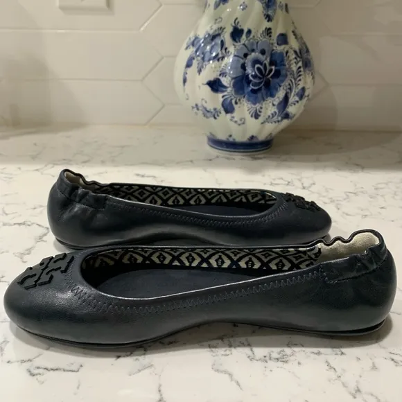 Tory Burch Ballet Flats navy blue size 5