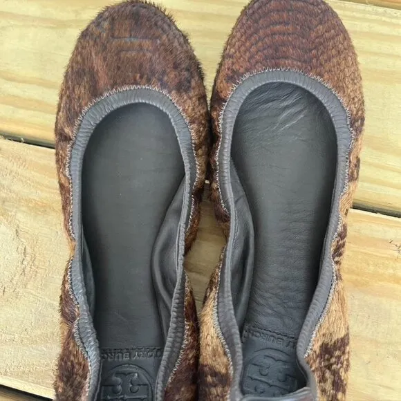 Tory Burch Calf Hair Animal Print Ballet Flats Size 7.5 brown