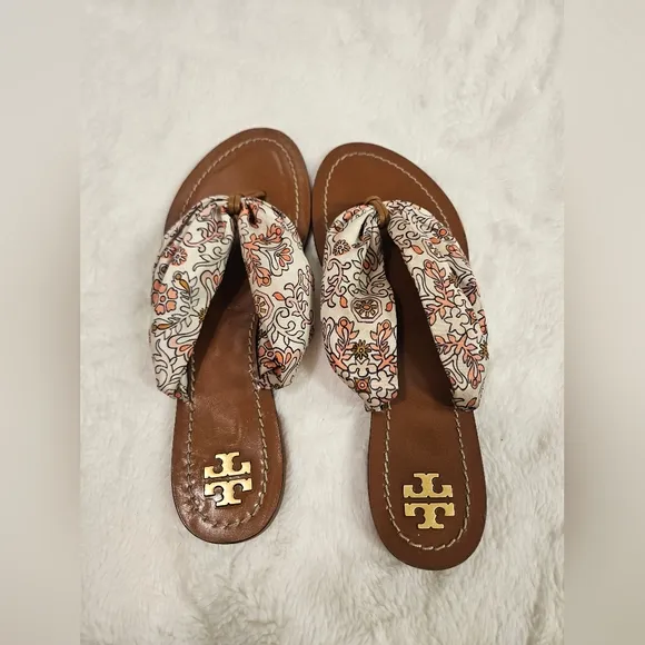 Tory Burch Carson Flat Thong Sandals Size 7.5M