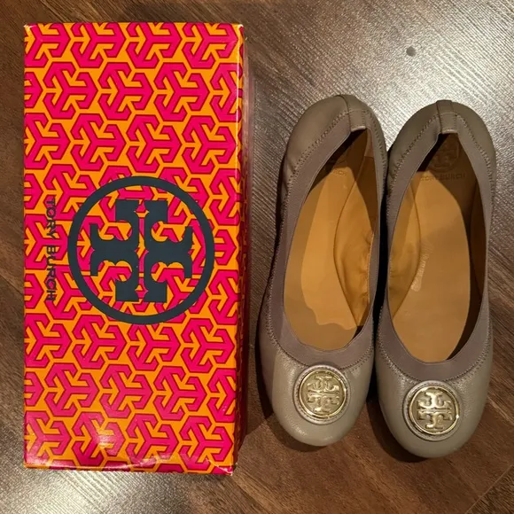 Tory Burch French Gray Caroline Ballet Flats - Size 10