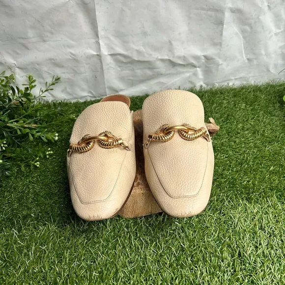 Tory Burch Jessa Embellished Pebbled leather mules Cream size 9 preowned