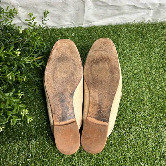Tory Burch Jessa Embellished Pebbled leather mules Cream size 9 preowned