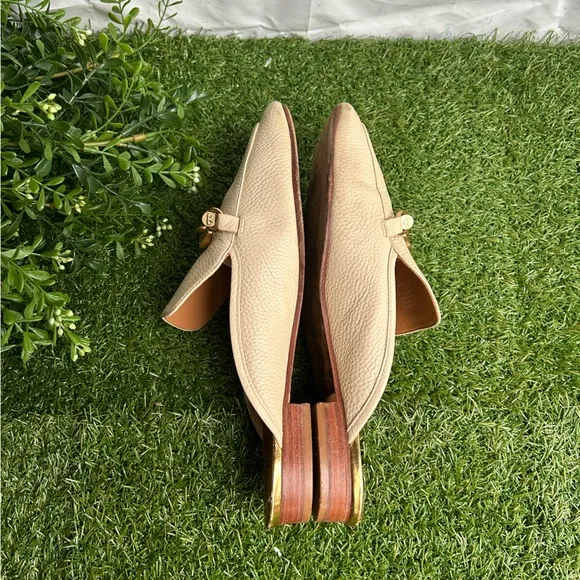 Tory Burch Jessa Embellished Pebbled leather mules Cream size 9 preowned