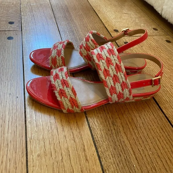 Tory Burch Lola Flat Sandals size 9.5