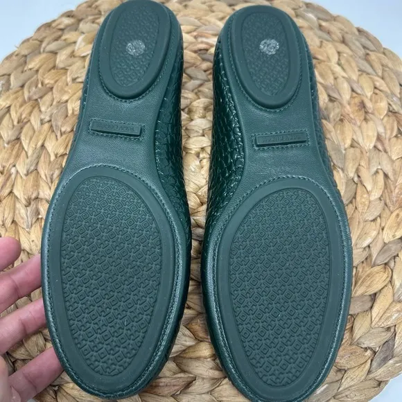Tory Burch Minnie Croc Embossed Green Verde Ballet Flats Size 7 Women's