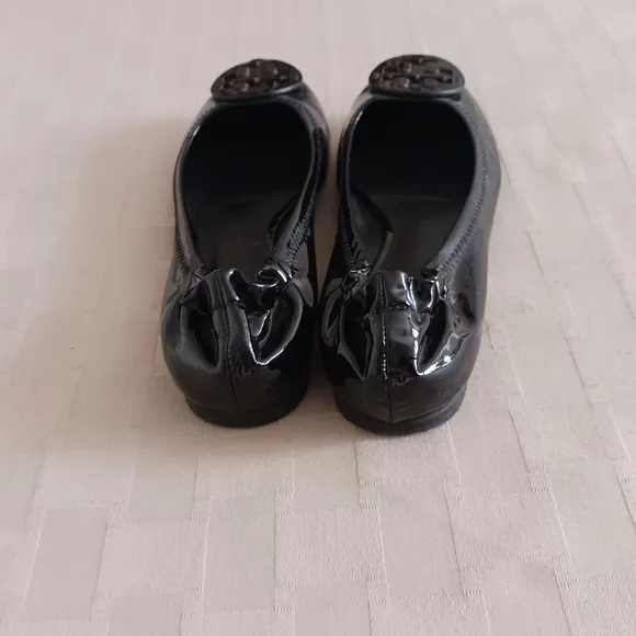 Tory Burch Patent Leather Minnie Travel Ballet Flats