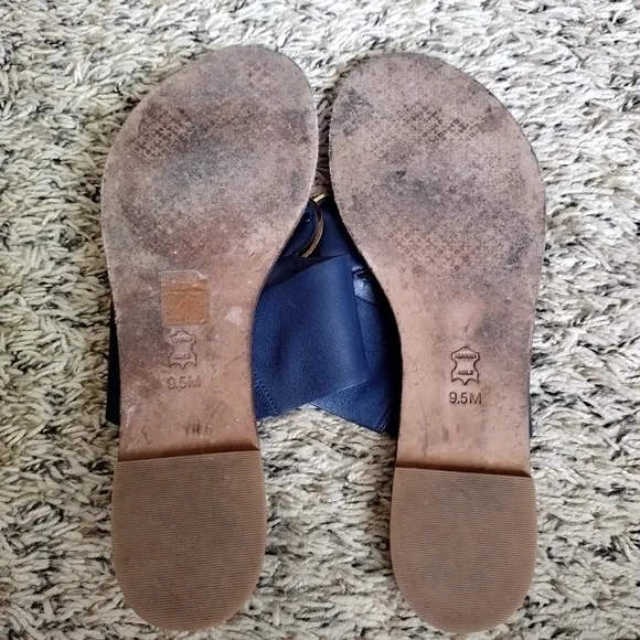 Tory Burch Patos Disk Flat leather Thongs slide Sandals sz 9,5
