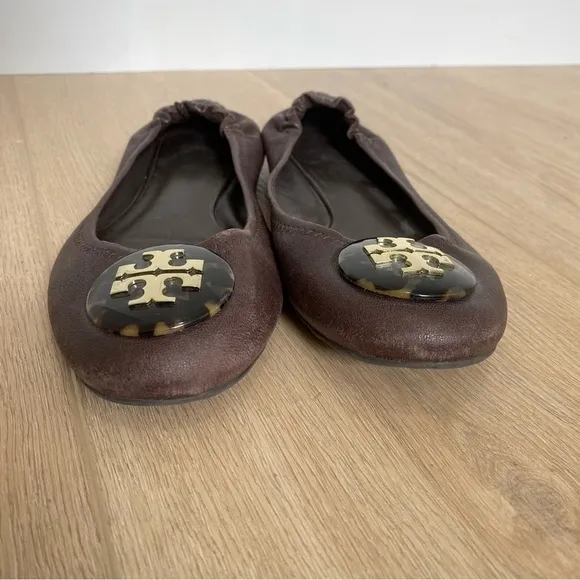 Tory Burch Reva Tortoise Brown Leather Flats