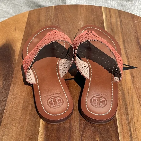 Tory Burch Roselle Daisy Sandals Perforated Thong Flat Size 6.5