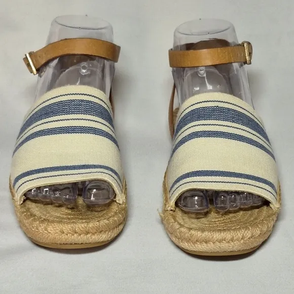 Tory Burch Tan And Blue Flat Espadrilles Sandals Asjustable Buckle 6.5