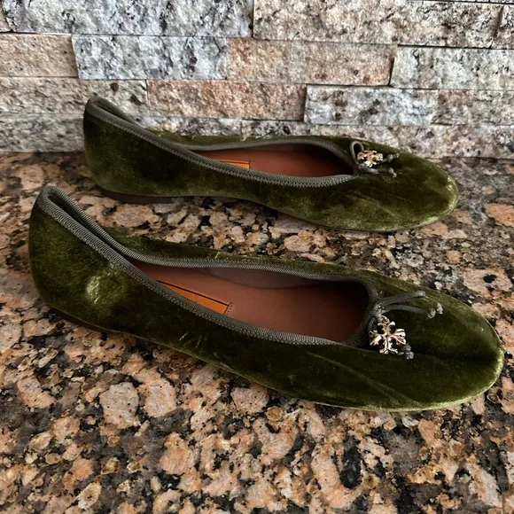 Tory Burch Velvet Charm flats