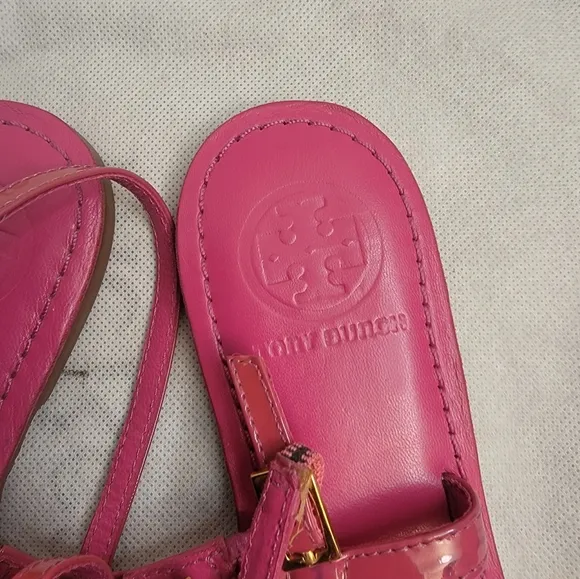 Tory Burch women flat pink sandals size 7.5