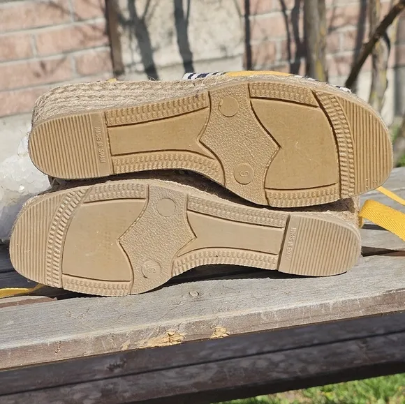 Tory Burch yellow &amp; navy espadrilles