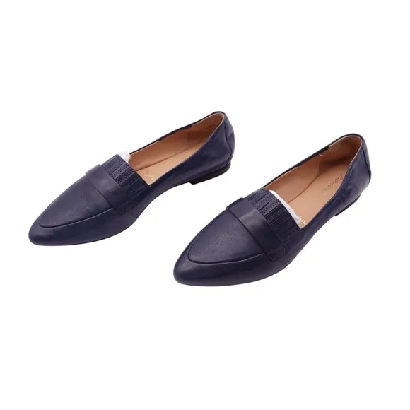 Trotters Emotion Fashion Loafers Flats Sz 8N Navy Blue Leather Pointed Toe