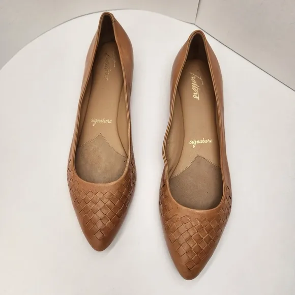 Trotters flats women's 12 tan woven leather Estee pointed toe ballerina new $140
