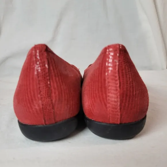 Trotters Sizzle Patent Suede Lizard Printed Ballet Flats 7N