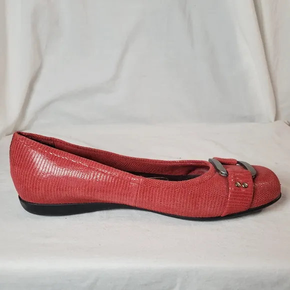 Trotters Sizzle Patent Suede Lizard Printed Ballet Flats 7N