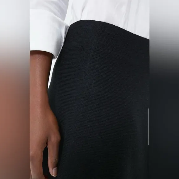Tuckernuck HYACINTH HOUSE Black Knit Margaret Mini Skirt Size Medium