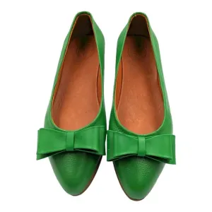 Two Pretty Leather Green Ballet Flats Pointed Toe