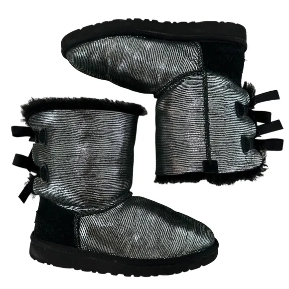 Ugg Bailey Bow Black Suede Silver Metallic Youth Snow Winter Boots Size 5