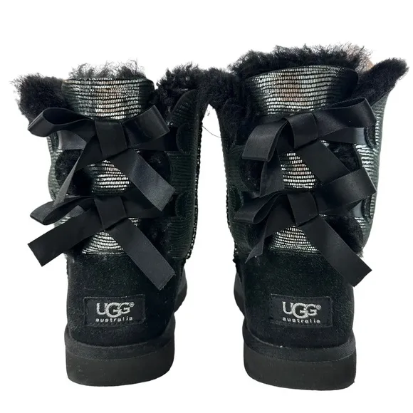 Ugg Bailey Bow Black Suede Silver Metallic Youth Snow Winter Boots Size 5