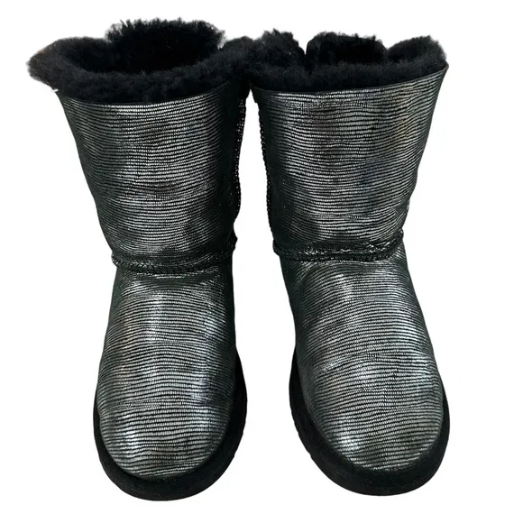 Ugg Bailey Bow Black Suede Silver Metallic Youth Snow Winter Boots Size 5