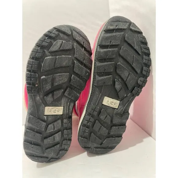 UGG Butte IIUGG Butte II Patent leather Pink Sparkle Youth Girls size 12 snow bo